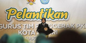 Mbak Vinanda Minta TP PKK Jalankan Program Prioritas Penanganan Stunting, Saat Lantik Pengurus TP PKK Kota. Foto : Dok. Pemkot Kediri
