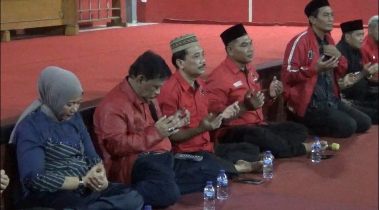 Ketua DPRD Nganjuk Hadiri Buka Bersama Kader PDI Perjuangan.