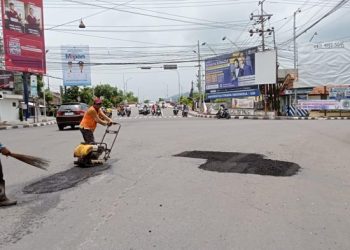 Perbaiki Jalan, Pemkot Kediri Pastikan Pemudik Lebaran Aman