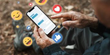 Survei Terbaru: Facebook Dibanjiri Milenial dan Gen Z Lebih Suka Instagram (foto ilustrasi/freepik)