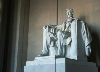 Godaan Pangkat dan Jabatan Sudah Ada Sejak Nabi Adam