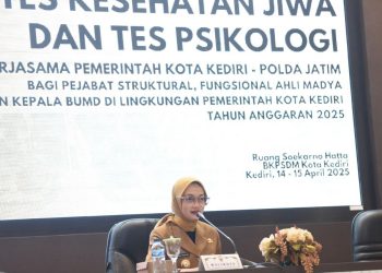 Wali Kota Kediri Beri Arahan Saat Pelaksanaan Tes Kesehatan Jiwa. Foto : Dok. Pemkot Kediri