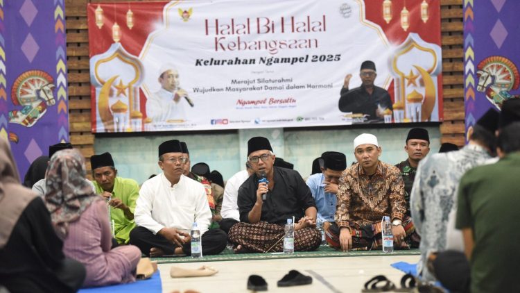 Gus Qowim Hadiri Halal Bihalal Kebangsaan Kelurahan Ngampel. Foto : Dok. Pemkot Kediri