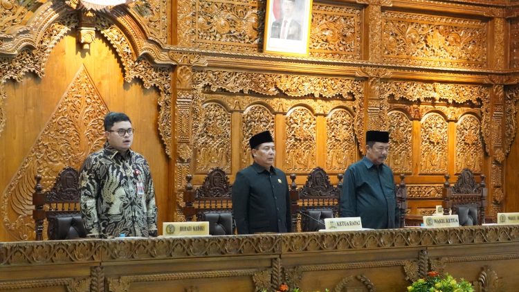 Mas Dhito Ajukan 3 Raperda ke DPRD Kabupaten Kediri