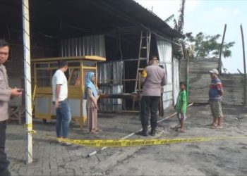 Warung Soto di Jombang Ludes Terbakar, Polisi Curigai Molotov