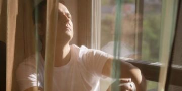 Krisis Paruh Baya Hampiri Manusia Usia 40-50, Ini Gejalanya (foto ilustrasi/freepik)