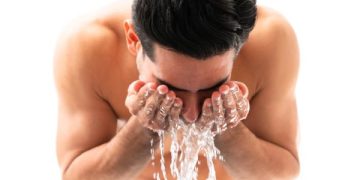 Tip Merawat Kulit Wajah Pria Agar Awet Memesona (foto ilustrasi/freepik)