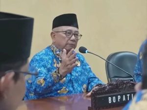 Bupati Blitar Rijanto dipertanyakan