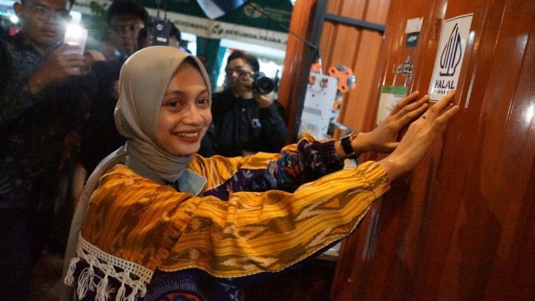 Wujudkan Kediri City Tourism, Mbak Wali Launching Omah Halal Kelurahan Ngronggo