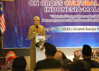 Mbak Wali Buka International Symposium, Kolaborasi UN PGRI Kediri dengan Institusi Terkemuka Malaysia. Foto : Dok. Pemkot Kediri