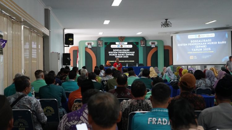 SPMB Tinggal Menghitung Hari, Pemkot Kediri Mulai Gelar Sosialisasi kepada Kepala Sekolah Se-Kota Kediri