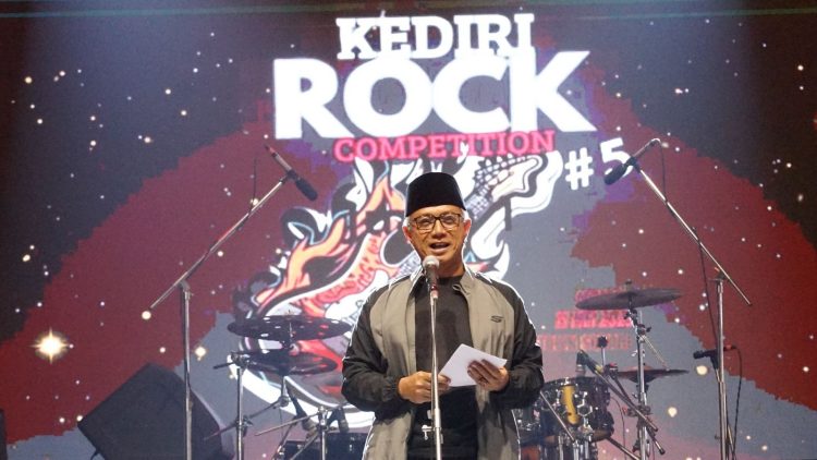 Gus Qowim Hadiri Kediri Rock Competition Ke-5