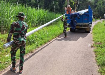 TMMD Kodim 0824 Jember Bangun 30 Titik PJU di Desa Plalangan