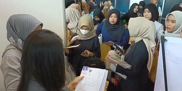 Enam Ribu Lebih Pencari Kerja Banjiri Kediri Job Fair 2025