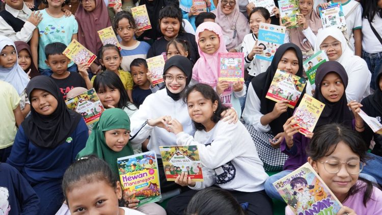 Peringati Hari Buku dan Hari Kearsipan Nasional, Mbak Wali Dorong Kebiasaan Baca Buku pada Masyarakat. Foto : Dok. Pemkot Kediri