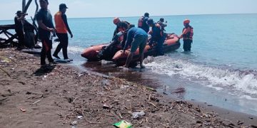 Pingsan di Laut, Nelayan Situbondo Hilang