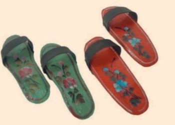 Sejarah Bakiak, Alas Kaki Geisha yang Disukai Santri di Jawa