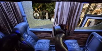 Pelempar Bus Persik Kediri di Kanjuruhan Malang Masih Berkeliaran (foto/IG kedirifootball_fans)