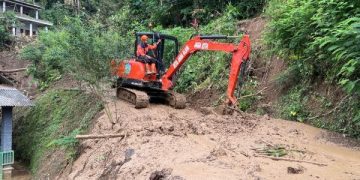 4 Korban Longsor di Trenggalek Masih dalam Pencarian (foto/Bacaini)