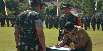 TMMD ke-124 Resmi Ditutup di Jember, Kasdam V/Brawijaya: Gotong Royong Ini Harus Terus Dijaga