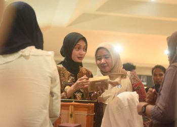 Beri Arahan Pada Kurasi Produk Kerajinan Kota Kediri, Mbak Wali Harapkan Dapat Tingkatkan Kualitas Produk. Foto : Dok. Pemkot Kediri