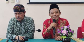 Viral Siswa SMKN 1 Kota Kediri “Kepung” Pria Yang Mengaku Wartawan