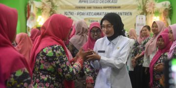 Miliki Peran Penting Membentuk Karakter Anak, Mbak Wali Apresiasi Tenaga Pendidik. Foto : Dok. Pemkot Kediri