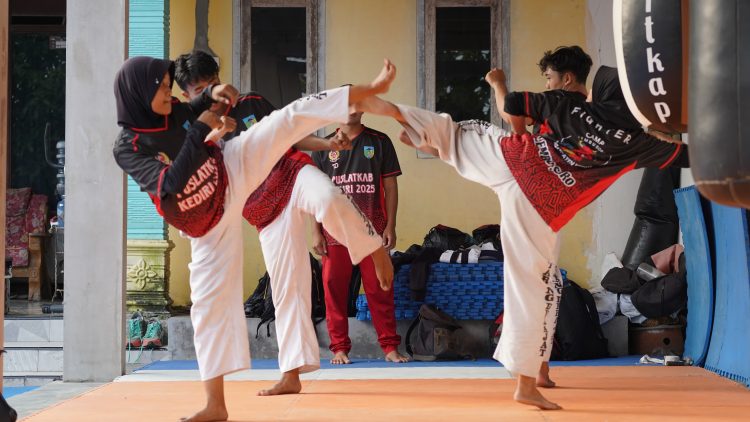 Mas Dhito Berharap Kontingen Kabupaten Kediri Masuk 5 Besar Porprov 2025. Foto : Dok. Pemkab Kediri