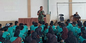 Ratusan Pelajar SMAN 1 Kandat Digembleng Penguatan Karakter oleh Koramil 0809/9