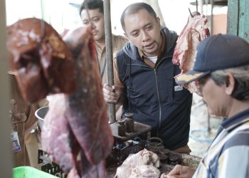 Sidak di Pasar Tradisional, Tim Gabungan Pemkot Kediri Cek Kenaikan Harga Jelang Idhul Adha. Foto : Dok. Pemkot Kediri