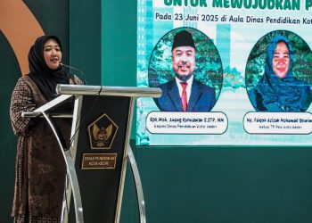 Ning Faiqoh Ajak Para Guru Wujudkan Generasi Berakhlakul Karimah Sejak Dini. Foto : Dok. Pemkot Kediri