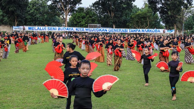 Kelurahan Ngronggo Integrasikan Seni Budaya dalam Aksi Berantas Narkoba. Foto : Dok. Pemkot Kediri