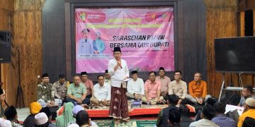 Bupati Jember, Muhammad Fawait bersama OPD serta BPS saat sarasehan bersama Rt/Rw Desa Sidomulyo, Kecamatan Silo