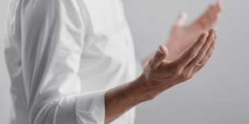 Doa dan Aktifitas Spiritual: Cara Alami Kuatkan Sistem Saraf (foto ilustrasi/freepik)