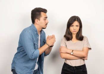 Risiko Perempuan dengan Suami yang Hobi Jajan Seks