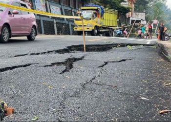 Jalan Nasional Trenggalek-Pacitan via Panggul Ambles