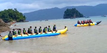 Libur Sekolah Piknik ke Pantai Mutiara Trenggalek, Ini Daya Tariknya (foto/Bacaini)