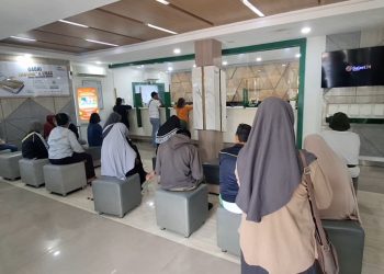 Musim Pendaftaran Sekolah, Pegadaian Diserbu Warga