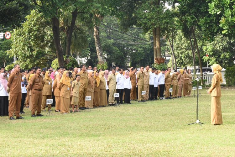Pimpin Apel Pagi, Mbak Wali Beri Arahan Permasalahan Sampah dan Apresiasi Kinerja Kesiapsiagaan. Foto : Dok. Pemkot Kediri