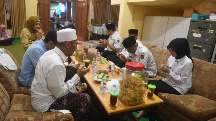 Sowan Ke Para Kiai, Mbak Wali Mohon Doa Untuk Kota Kediri