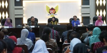 Mbak Wali Buka Sosialisasi Etika Petugas Layanan Dalam Memberi Pelayanan Bagi Kelompok Rentan/Disabilitas. Foto : Dok. Pemkot Kediri