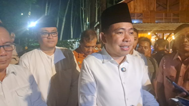 Bupati Jember, Muhammad Fawait saat acara Bunga Desaku di Desa Sidomulyo