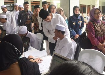 Mbak Wali dan Wagub Jatim Dampingi Menko PMK dan Menteri PPPA. Foto : Dok. Pemkot Kediri