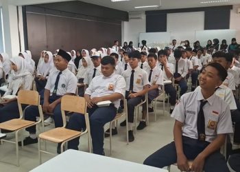 Kisah Wiji Astuti, Buruh Tani Yang Tertolong Sekolah Rakyat