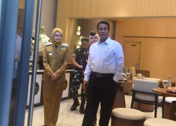 Dampingi Mentan Kunjungi PG Pesantren Baru, Mbak Wali Siap Dukung Swasembada Gula Nasional