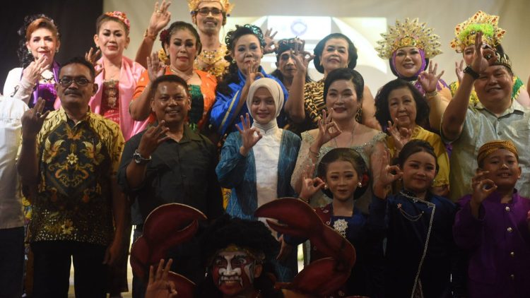 Pentas Ketoprak Rindu Budoyo Ajak Generasi Muda Lestarikan Budaya, Mbak Wali Beri Apresiasi. Foto : Dok. Pemkot Kediri