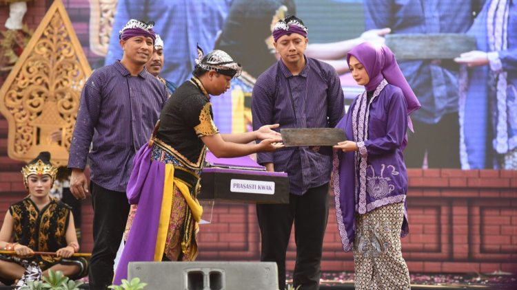 Mbak Wali Ajak Kuatkan Kolaborasi Untuk Menuju Kota Kediri MAPAN. Foto : Dok. Pemkot Kediri