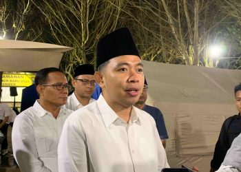 Bupati Jember, Muhammad Fawait saat giat Bunga Desaku di Kecamatan Ambulu