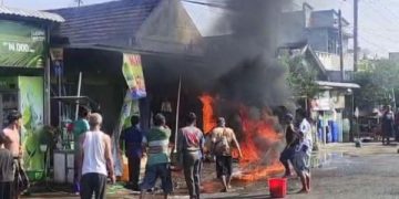 Kebakaran Warung Madura di Jombang, 1 Orang Terluka Serius (foto/ist)