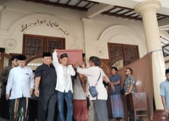 Mantan Bupati Jombang Ali Fikri Tutup Usia (foto/ist)